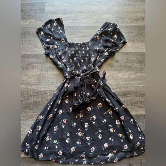 Abercrombie and Fitch Floral Mini Dress - Picture 6 of 6